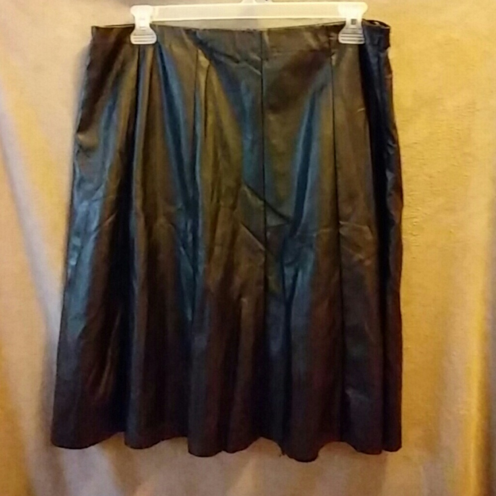 🍁Pleather A-Line Midi Skirt
